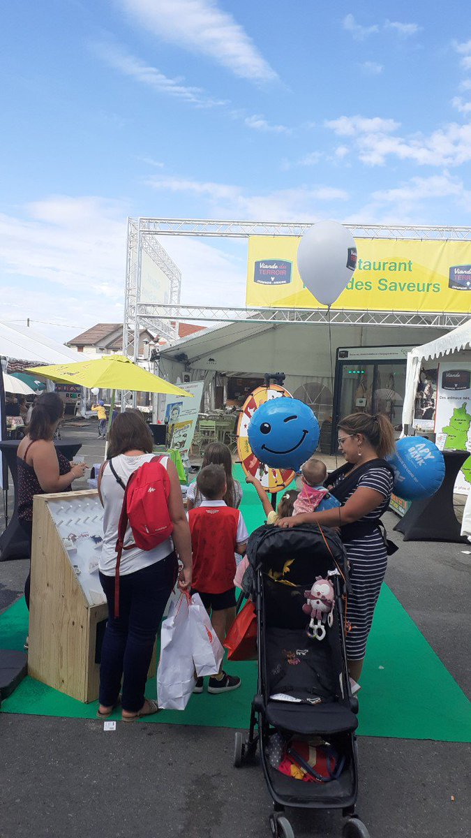 Le mercredi c'est le jour des enfants !
Une nouveauté, THE WALL version <a href="/la_viande_fr/">la-Viande</a> #loqualite <a href="/inaporc/">INAPORC</a> @UnionArdennais <a href="/foiredechalons/">Foire de Châlons</a> <a href="/BoutonJl/">Jean Luc Bouton</a>