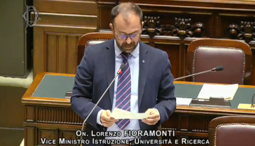 TecnicaScuola's tweet photo. Quella volta che Fioramonti disse: "Il nostro modello per l'istruzione è la Finlandia" - https://t.co/g0FlQ1Yqe8 https://t.co/SqjyAx5AWn