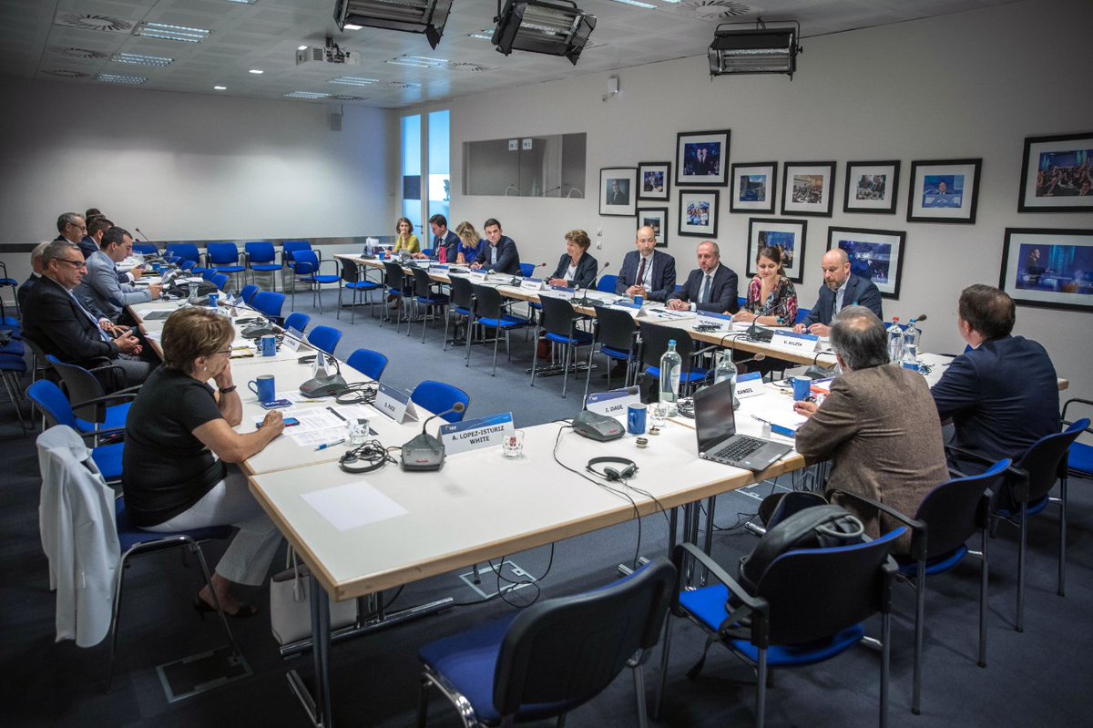 EPP's tweet photo. Today the #EPP Working Group on membership issues, chaired by EPP VP @PauloRangel_pt MEP met. On the agenda: closer future relations w/ 🇸🇰 parties, current political landscape in #WesternBalkans &amp; Eastern Partnership region &amp; considerations for future missions &amp; political focus. https://t.co/wW4spiQnKt