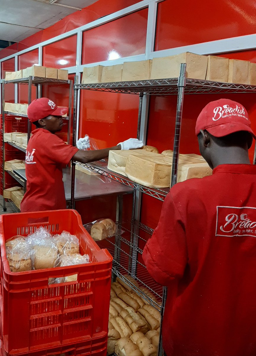 mybreadish's tweet photo. @Aareonnne @Femioshi1 @ted0fficial @TheAdetoun We built our own Factory from scratch &formally opened it. We produce world class Bread Products so we dont need to repackage any Bread.
With all due respect, Shoprite Bread does not even taste as good or last as long as #mybreadish & if you're curious, come find out yourself.π€ https://t.co/v5QGUeFmum