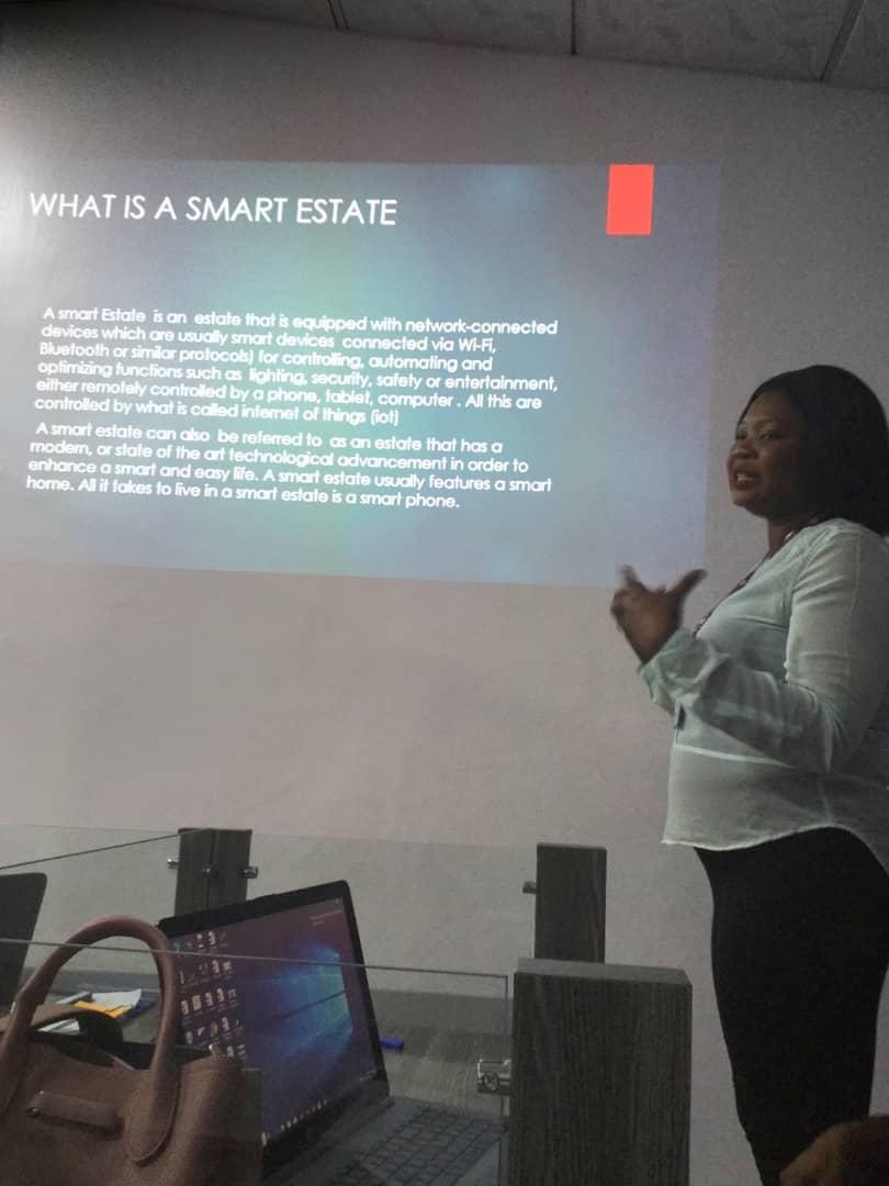 Zero616Realty's tweet photo. Our main focus is to create a CIVIL ENVIRONMENT and deliver the Smartest Estate in Nigeria to you.
#Zero616experience
#SmartCities
#SmartwithFortuneBayEstate https://t.co/83cco3NGEI