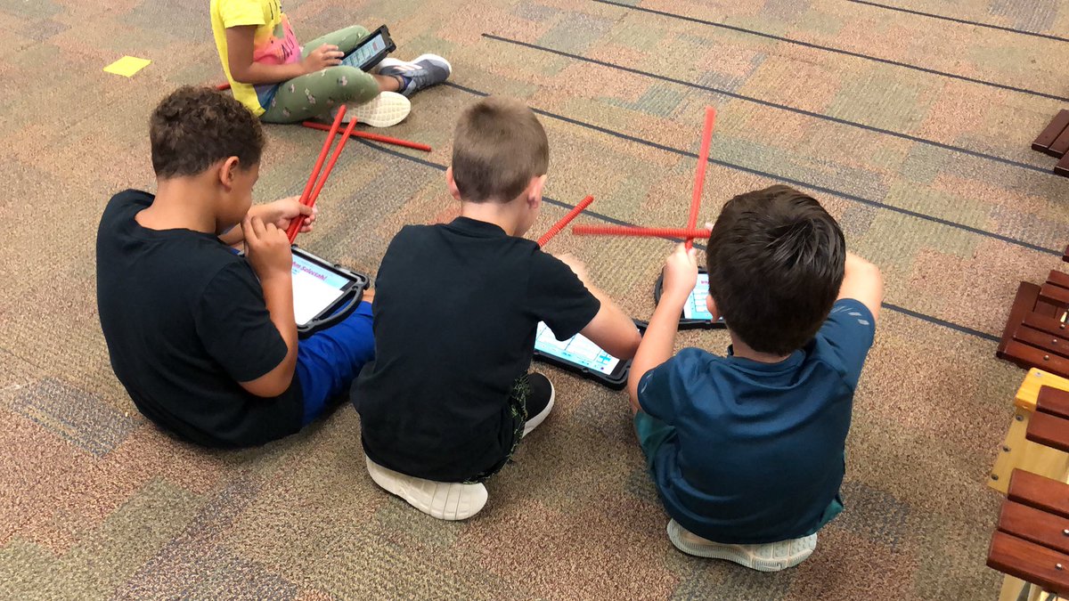 2nd grade music writing and practicing rhythm. #hessoars