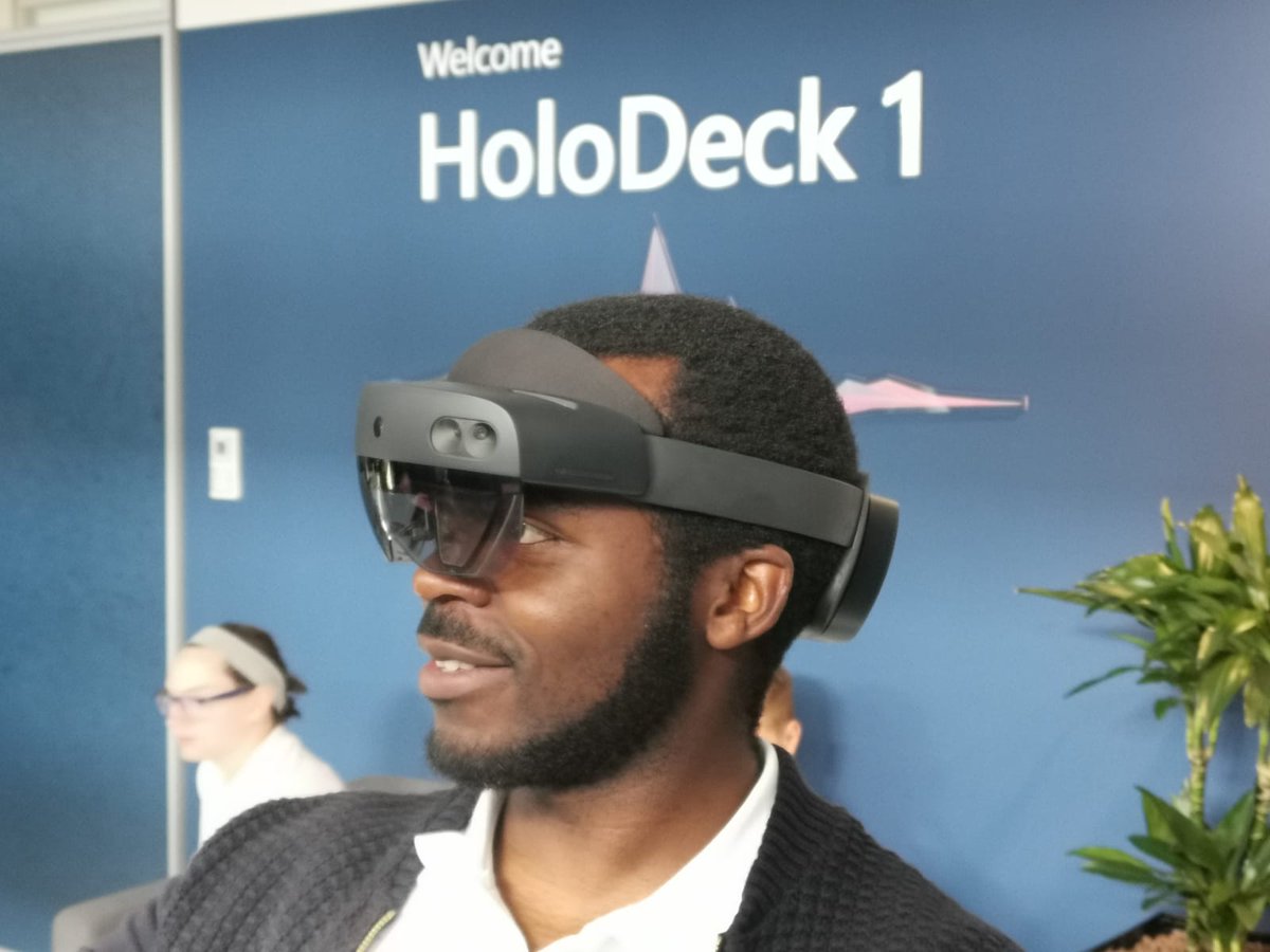 UniTyLab_HHN's tweet photo. Hello @MicrosoftDE 👋 Today we had the great chance to test the #hololens2 at #microsoft in Munich! 😎 Looks nice, doesn't it? Thanks for the invitation. #holodeck1 #unitylab #glasses #wearable #hci #ontour https://t.co/LoGBo44Bfr