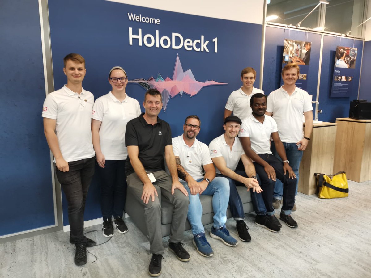 UniTyLab_HHN's tweet photo. Hello @MicrosoftDE 👋 Today we had the great chance to test the #hololens2 at #microsoft in Munich! 😎 Looks nice, doesn't it? Thanks for the invitation. #holodeck1 #unitylab #glasses #wearable #hci #ontour https://t.co/LoGBo44Bfr
