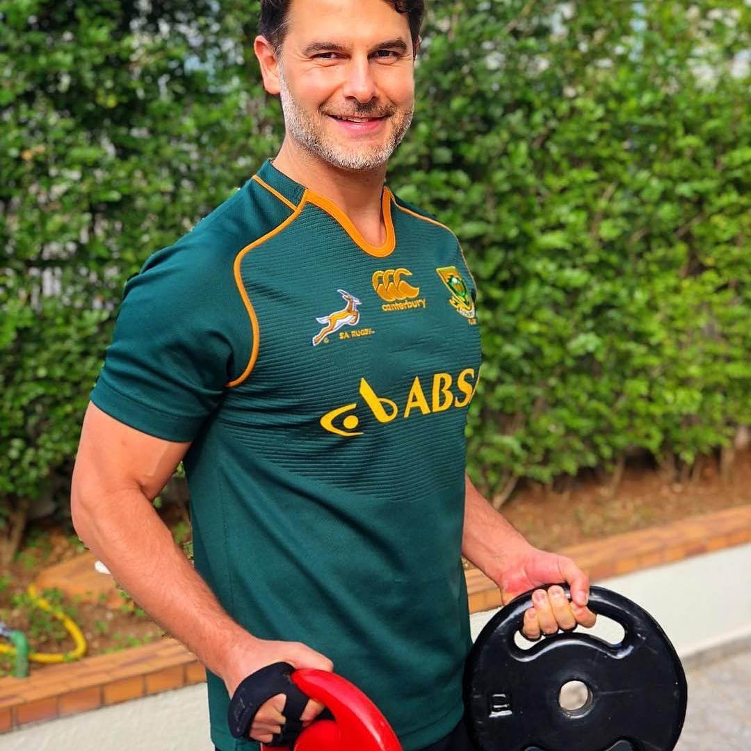 jeff_scoth's tweet image. Good looking