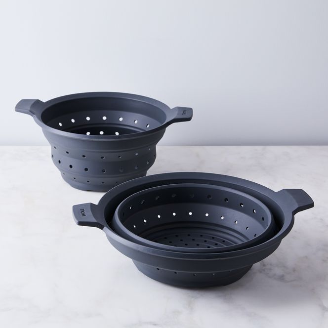 FrielingUSA's tweet photo. These multi-functional WOLL Concept Silicone Inserts are ideal for steaming or as a colander, pasta insert, trivet and splatter guard. Plus, they collapse for convenient storage.
#WOLL #Frieling https://t.co/cl5s4Fsc8K