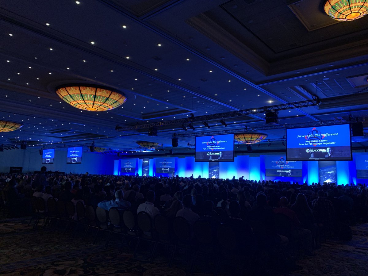 CatAtGartner's tweet photo. Listening to Chris Voss, national best-seller “Never Split The Difference: Negotiating As If Your Life Depended On It!!! #GARTNERITSV https://t.co/RLjNLIhfcq