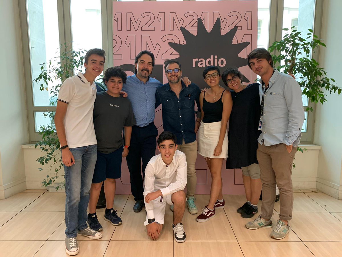 EdtechSpain_Org's tweet photo. Estamos en directo: RT @Zero_EnConducta: Esta tarde contaremos con @felixlopez director de @SEK_Lab que nos hablará del programa de Startups que imparten a sus alumnos #SEKLabJunior Escúchalo A las 18h en la 88.6 FM📻 o en👉https://t.co/3oTAGfjGJU https://t.co/UgQ0L7WAvt