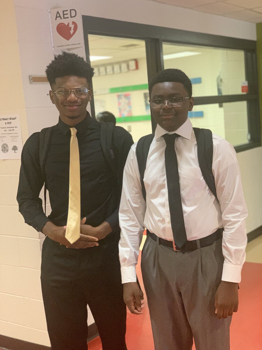 christytechhall's tweet photo. Older brother Jason McMiller who is a member of YMA ensuring that younger brother Jalen is set and ready for their afternoon Jr. YMA meeting!#showingsupport #scs @SCSMsPrice @pmubenga https://t.co/NbUZDBfa36