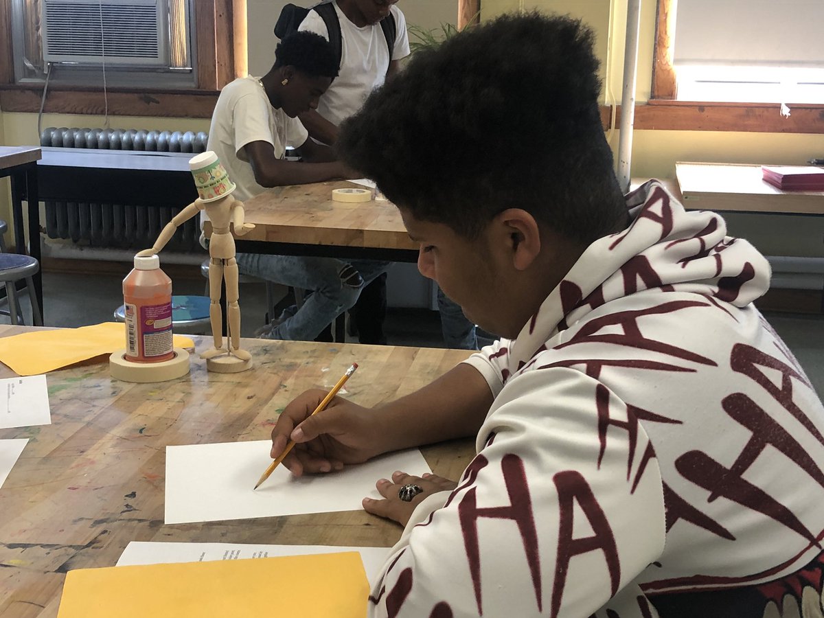RCSDIAT's tweet photo. Students kicking off the school year right! #RCSDOneFamily #rcsdroctogether #iathspride @TDade @RCSDNYS https://t.co/pTzTrpz9LW