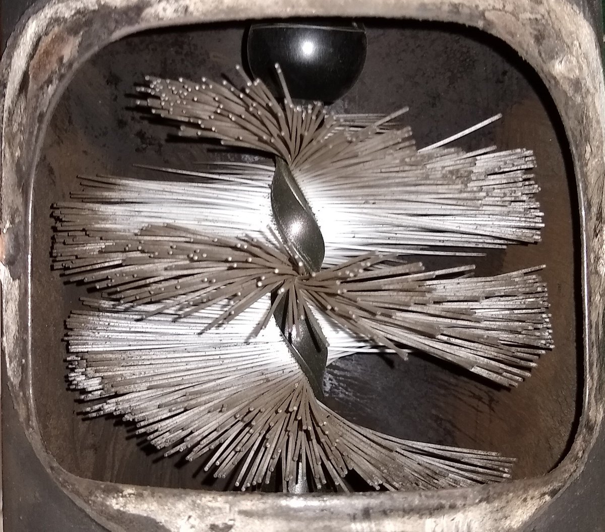 HotFlue's tweet photo. To properly clean chimneys and the flues within them, our brushes are our a primary tool. We have over 30 in total!. In action here are our #rodstation 8”-14” power brush and a 5” flue brush. https://t.co/UOO1WdDiap
