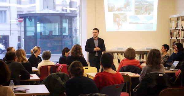 Siamo tornati! 👋🏻 💼 🚀
Ci vediamo lunedì 9 settembre dalle 9.30 alle 11.30 per il primo rendez-vous del lunedì di PonteVia della stagione presso l’UNAR (Unione Associazioni Regionali di Roma e del Lazio). Venite numerosi!