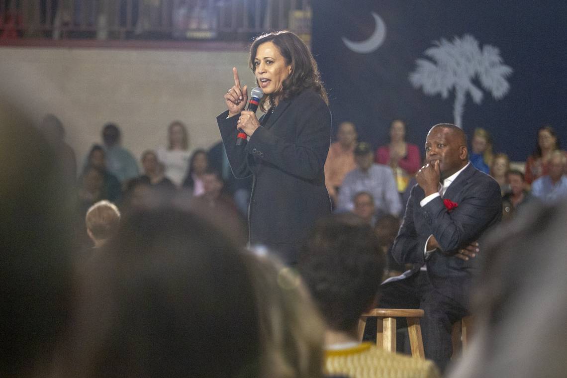 Kamala Harris, now running for president, is only the SECOND black woman in American history to serve in the Senate.She was elected in 2016.Twenty fucking sixteen.