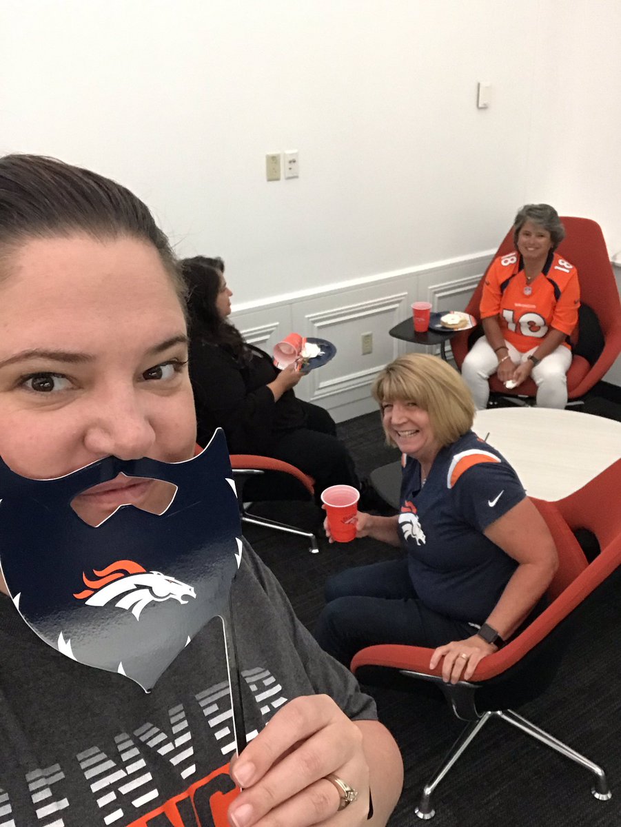 LindseySinz's tweet photo. Kicking off the 2019 season @Engage_Ops style #GameOn #GoBroncos #LifeAtATT https://t.co/uSnpXWfUIu