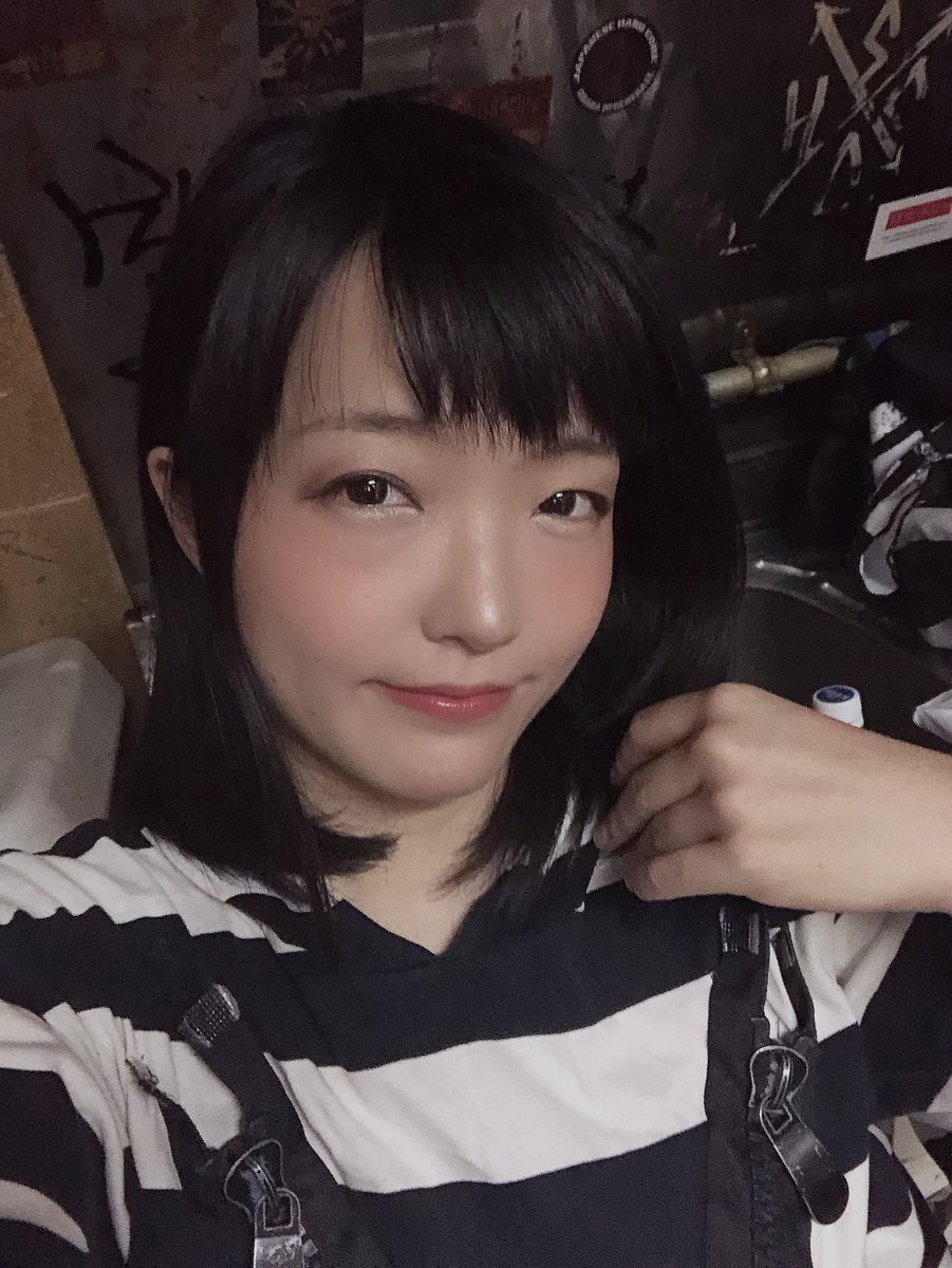 雪yuki Hachikei 刑 Drummer 回目の終身刑ドラマー はじめての北海道ライブ ちょこはちさんやガル革さんや北海道の激アツバンドさん達と寒い北海道を熱くできたんやないかな 最後のしゃおんちゃんのmc非常に感動した バンドが続けられているのは 雪yuki Hachikei 刑 Drummer 回目の終身刑ドラマー はじめての北海道ライブ ちょこはちさんやガル革さんや北海道の激アツバンドさん達と寒い北海道を熱くできたんやないかな 最後のしゃおんちゃんのmc非常に感動した バンドが続けられているのは
