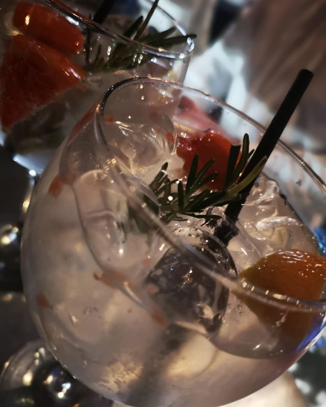 You’ve survived!! You’ve made it!! You deserve a MANCHESTER BEE 🐝 ....... 6️⃣ long weeks of your darling little ones shouting “Mum” “Dad” saying “I’m bored” or “can I?” Well hooray for you &amp; hooray for gin. Join us for a celebratory drink. #gin #manchestergin #gindrink #hoor…