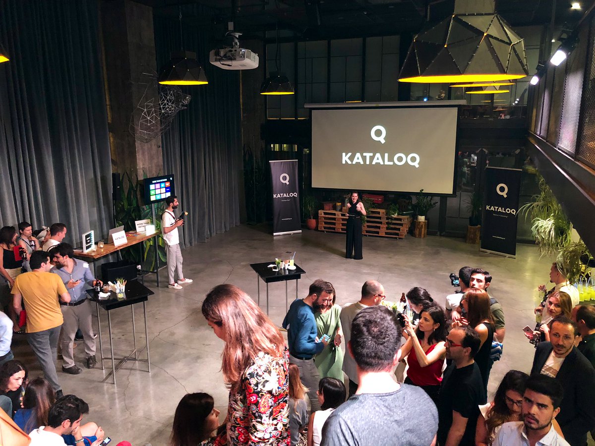 .<a href="/kataloqtr/">KATALOQ Türkiye</a> 'nin lansmani basladi 🥳 

Guzel bir fikir, heyecanli bir ekip ve deger yaratan bir is. 

Yolunuz acik olsun 🚀 <a href="/burcakyo/">Burçak Yıldırım Orhan</a> <a href="/ayorhan/">Arda Yigithan Orhan</a>