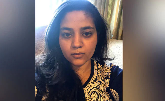 Mehbooba Mufti's daughter moves top court against her detention.

ndtv.com/india-news/meh…