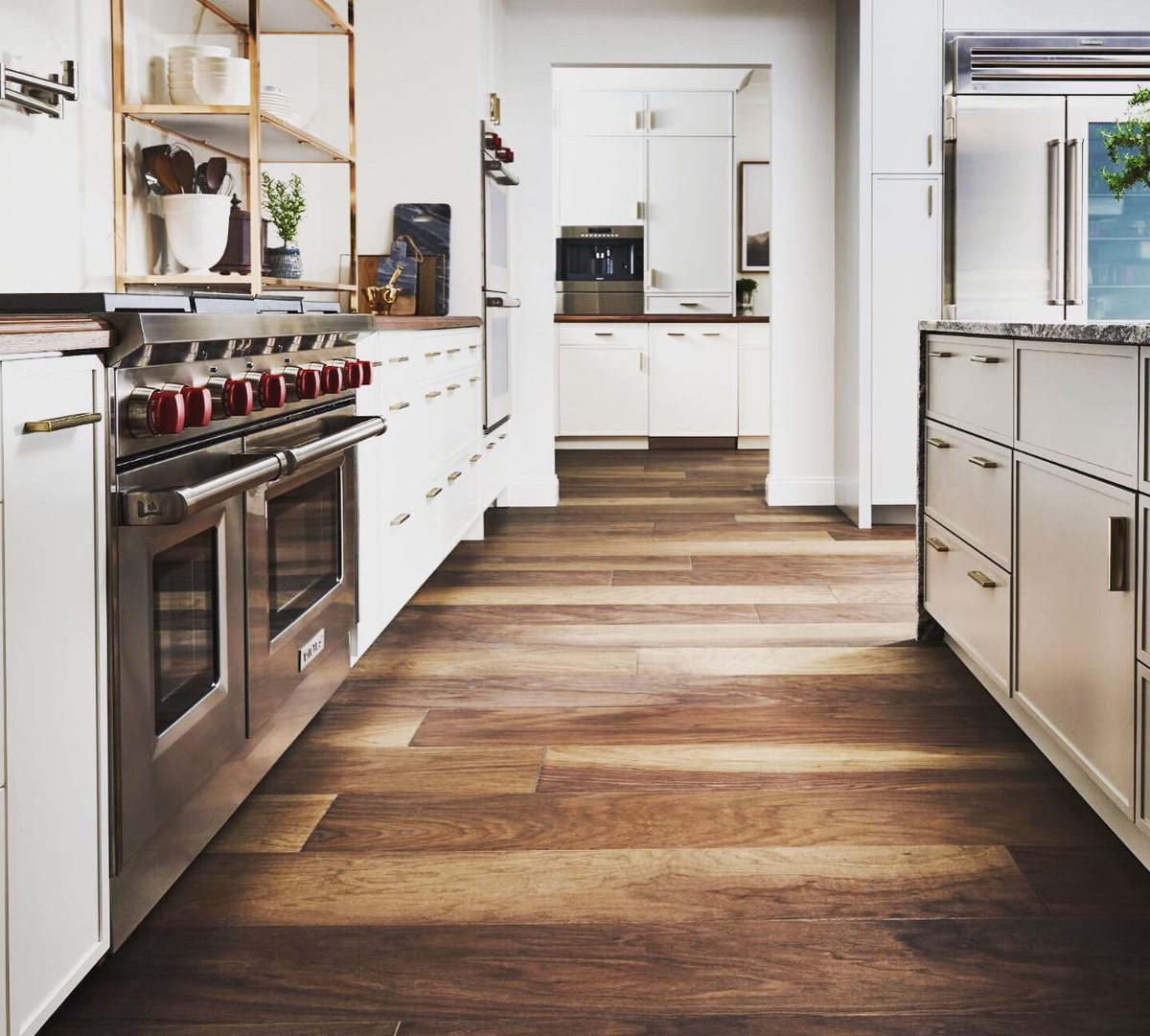 CreativeTileImp's tweet image. We offer a variety of solid hardwood and engineered options, like these beautiful hardwood styles from Shaw Floors. They come in 70+ stains and colors, so you can find the perfect match for your space. 

#floors #hardwoofloors #tile #allentownpa #lehighvalleypa #flooring