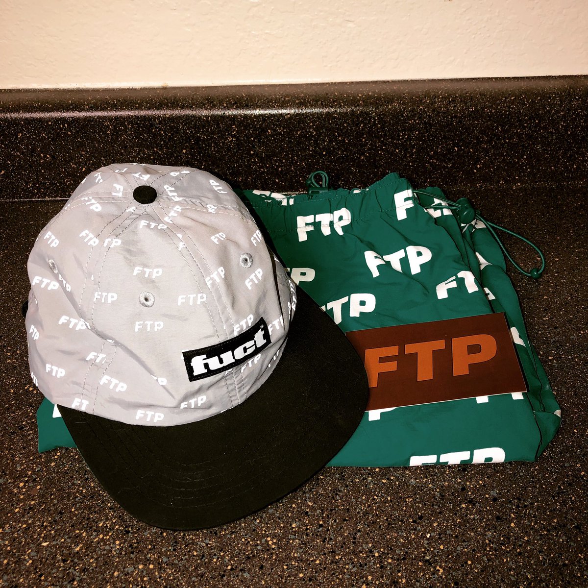 ⚠️FTP GEAR GIVE AWAY⚠️ (Retweet and follow me to enter) random winner selected at the end of the month, good luck!
