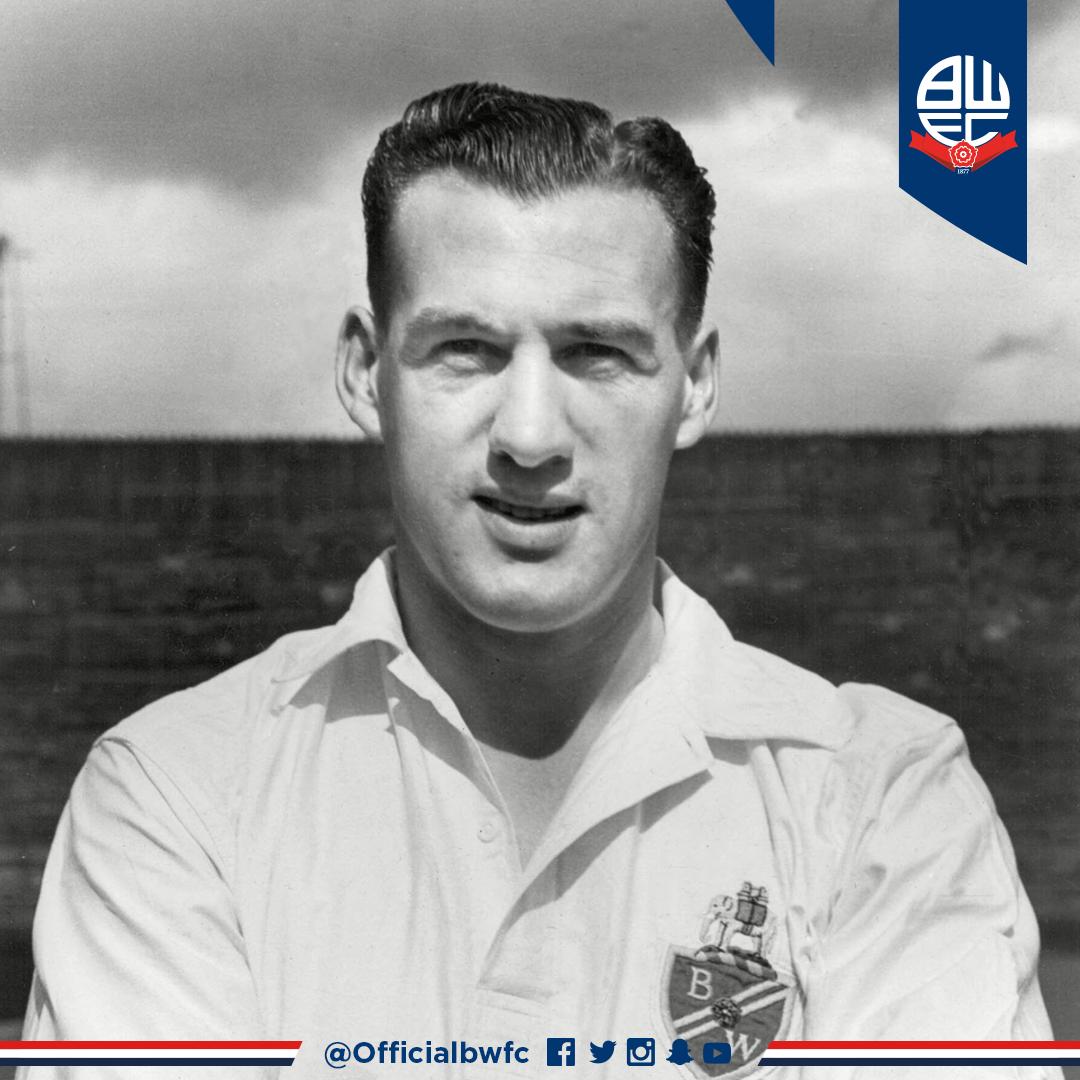 OfficialBWFC's tweet photo. 🤝 On this day, 80 years ago we signed a 14 year-old Nat Lofthouse.

⚽️ 503 games for the Whites.
🎯 285 goals to his name.
🏴󠁧󠁢󠁥󠁮󠁧󠁿  33 @England caps, 30 goals scored.
🦁  The Lion of Vienna.

#MadeInBolton 🏠 https://t.co/5KFcTvg6a6