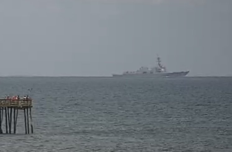 WarshipCam's tweet photo. USS Forrest Sherman (DDG 98) leaving Norfolk, Virginia- September 4, 2019 #warship #ship #ddg98 #forrestsherman https://t.co/8YoU8NJA8x