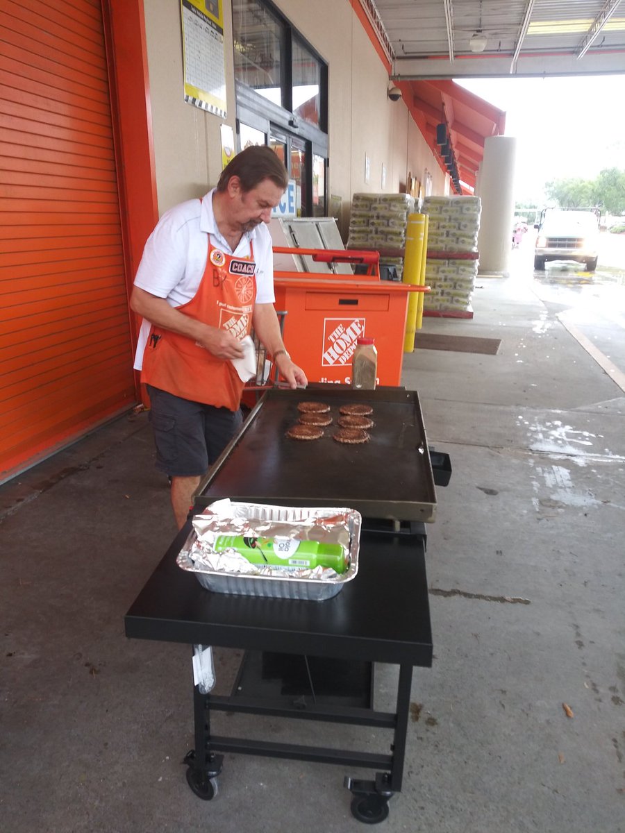 BK is cooking some super awesome burgers for us.  A little old rainy day wont keep us down.🍔🍔  <a href="/Baker_THD/">BakerHD</a> <a href="/SarahFarrellTHD/">Sarah Farrell</a> <a href="/SouthsideHD0226/">Southside Home Depot</a> #southsidestrong