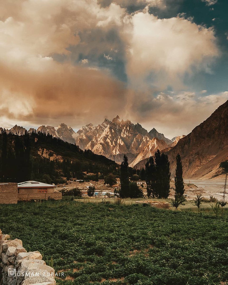 The dreams we share!

📍Passu, Gilgit Baltistan, Pakistan 🇵🇰

Credits: Usman Zubair instagram.com/usman_zubair/

#BeautifulPakistan #Travel