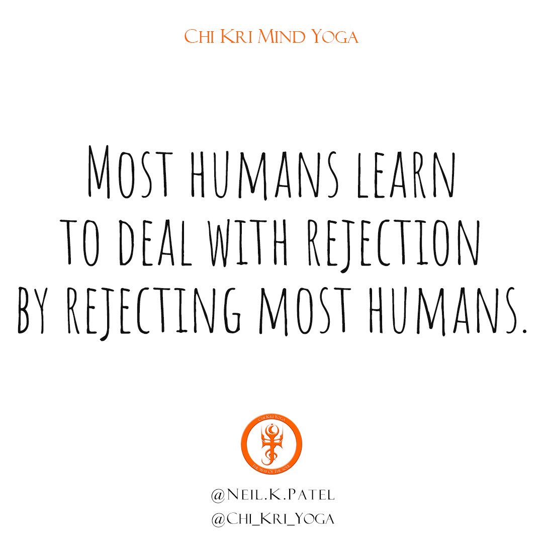 .
Don't reject the world and everyone in it, because one person has hurt you. There are millions of great people around 🙏🏽
.
#chikri #mindyoga #thoughtoftheday💭 #wordsofwisdom #soul #knowledgeofself #yogateacher #yogateachings #chikriyoga #yogicphilosophy #neilpatel