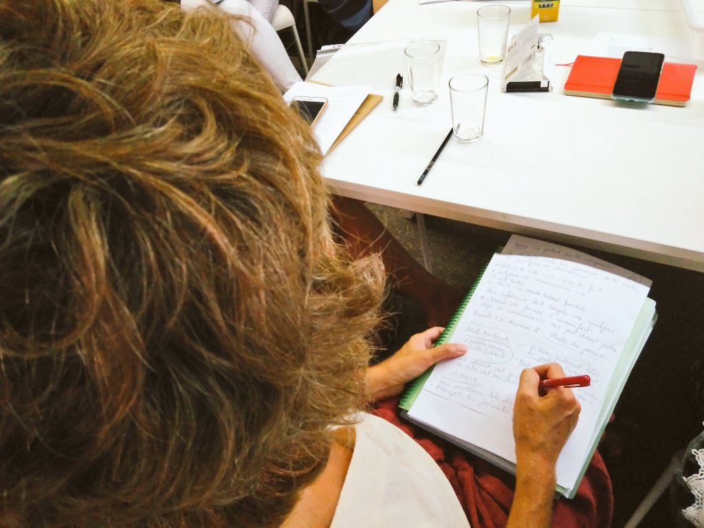 Començem setembre preparant l'acte del proper 5 d'octubre al matí. Apunteu-vos la data a l'agenda. El #CongresEducacioPublica arriba en breus!