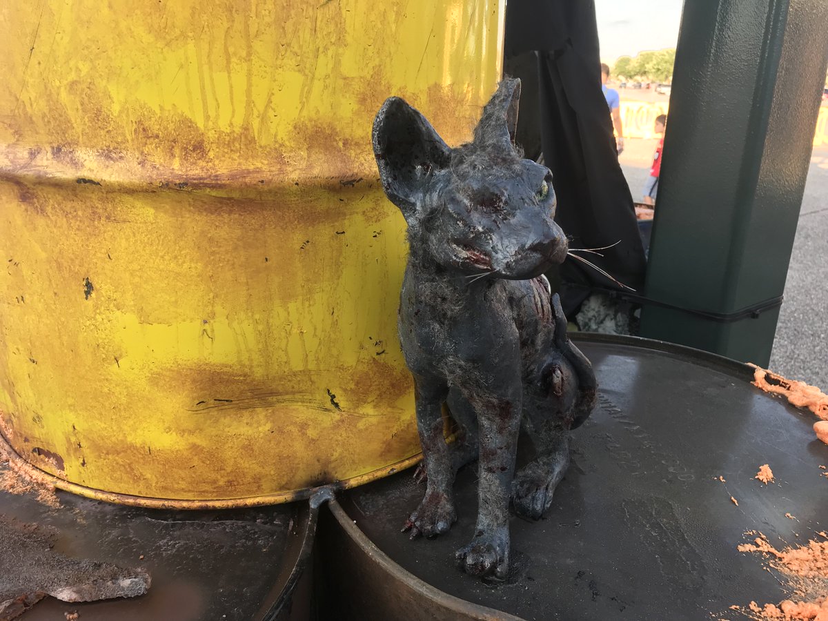 Scare Products tweet media