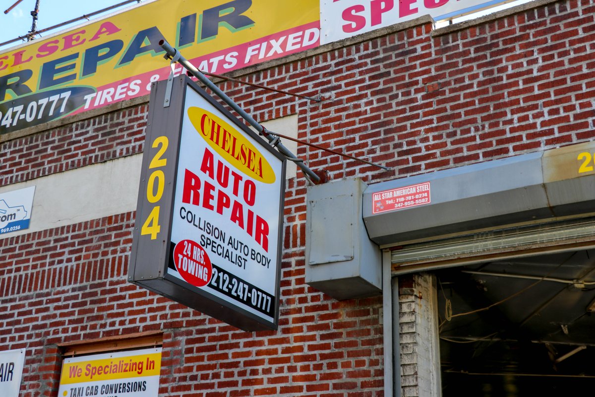 Passing by the Chelsea Auto? Check out our new &amp; improved #RedHook #WIFI #hotspot! 
#community #wireless #mesh