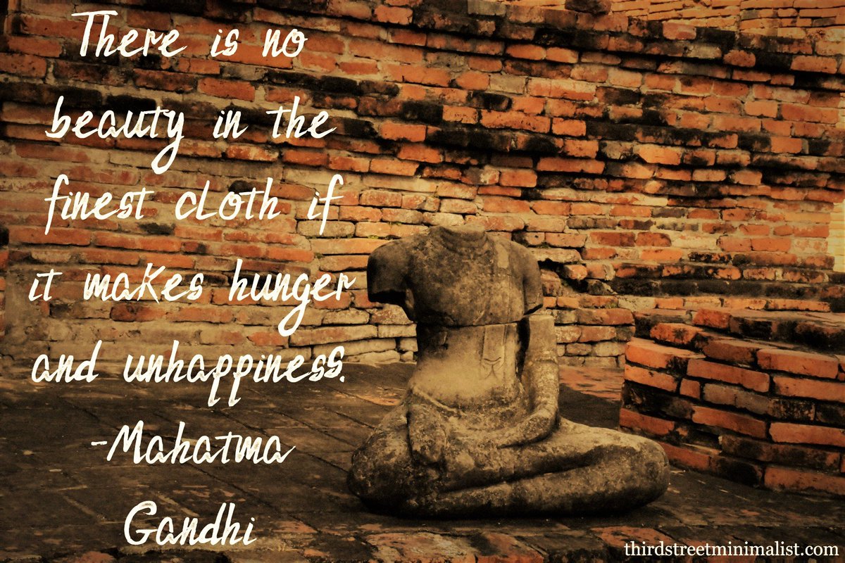 thirdstreetmini's tweet photo. "There is no beauty in the finest cloth if it makes hunger and unhappiness." -Gandhi #Fairtrade #Sustainability #ClimateChange  #Fashion #Gandhi #EcoFriendly https://t.co/2Qc5nzAQEe