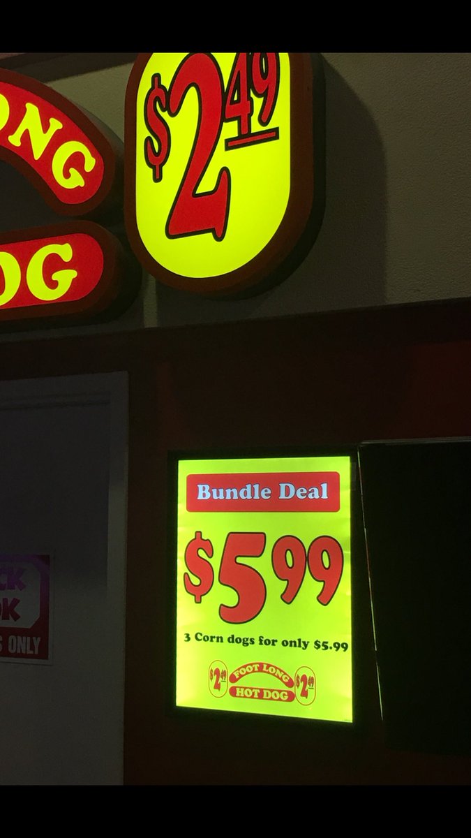 sportsbooktom's tweet photo. If $2.49 foot long hot dogs arenโt enough, you can load up on corn dogs for you and your friends #Vegas #LowRolling https://t.co/b0qImBUWfw