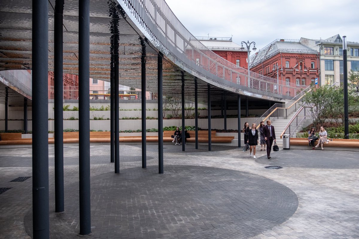 usolt's tweet image. Ну что, девочки и мальчики, Яму у Политеха открыли. А вместе с ней и холодную галерею