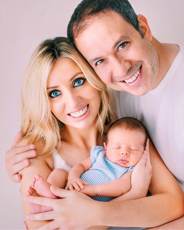 SilverSpoonLDN's tweet photo. You complete us... Photography by @sweet_bambini_
#OscarSilver #BabyBoy #HelloWorld #BabySilver #BabyBirth #newbornphotoshoot #BabyPhoto https://t.co/BRkD1iBZRu https://t.co/tXPDvdfMSg