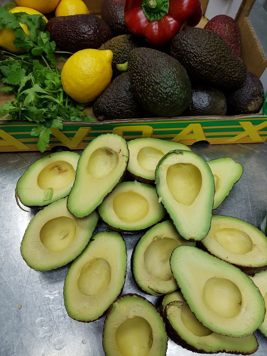 ¡Qué espectáculo! #Guacamole #Fresco #HomeMade El acompañamiento ideal a cualquiera de nuestras recetas.
---
📍 @ccmetromar / 2º planta
📲 Reservas 954 18 34 24