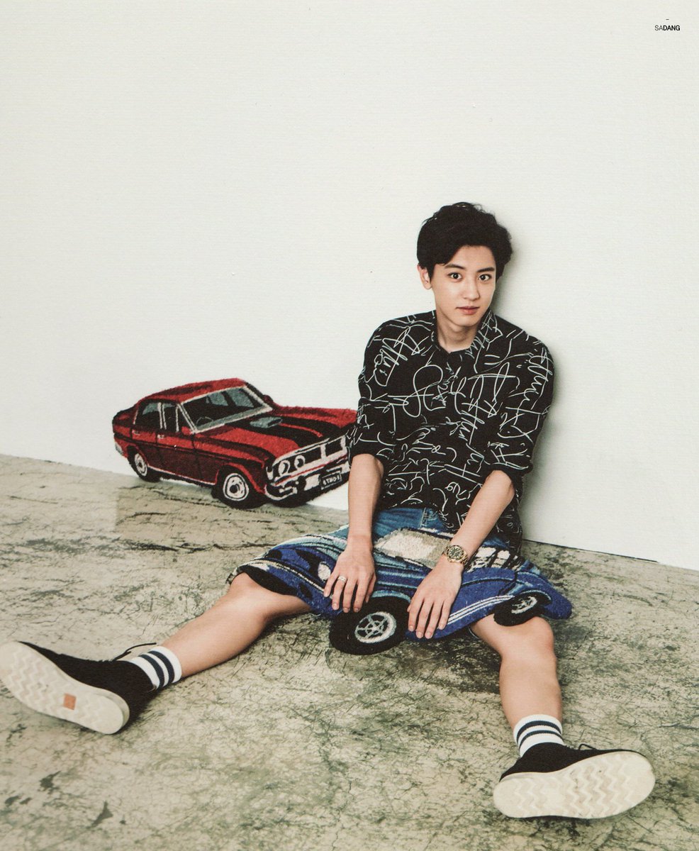chanyeol pics tweet media