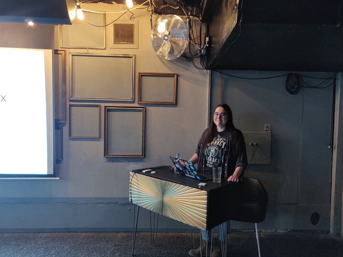 Excellent talk from <a href="/cas_haw/">CassieHaw</a> on Common test framework and Test as a service. <a href="/CroydonDigiMeet/">CroydonDigiMeetup</a> #LifeAtCapgemini