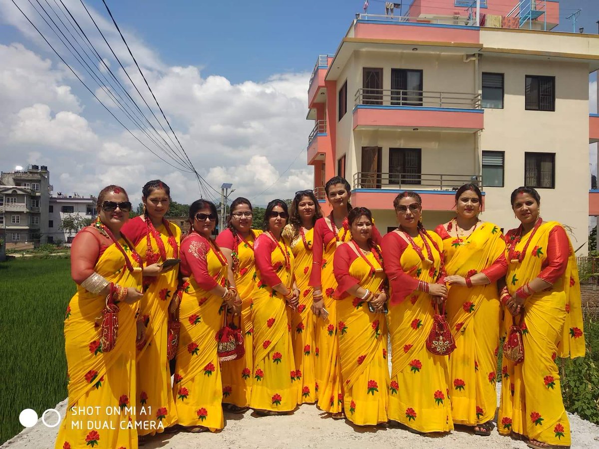 हेर्नोस तिजको फोटो तिहारसम्म पोस्टिने बिचार आयो।