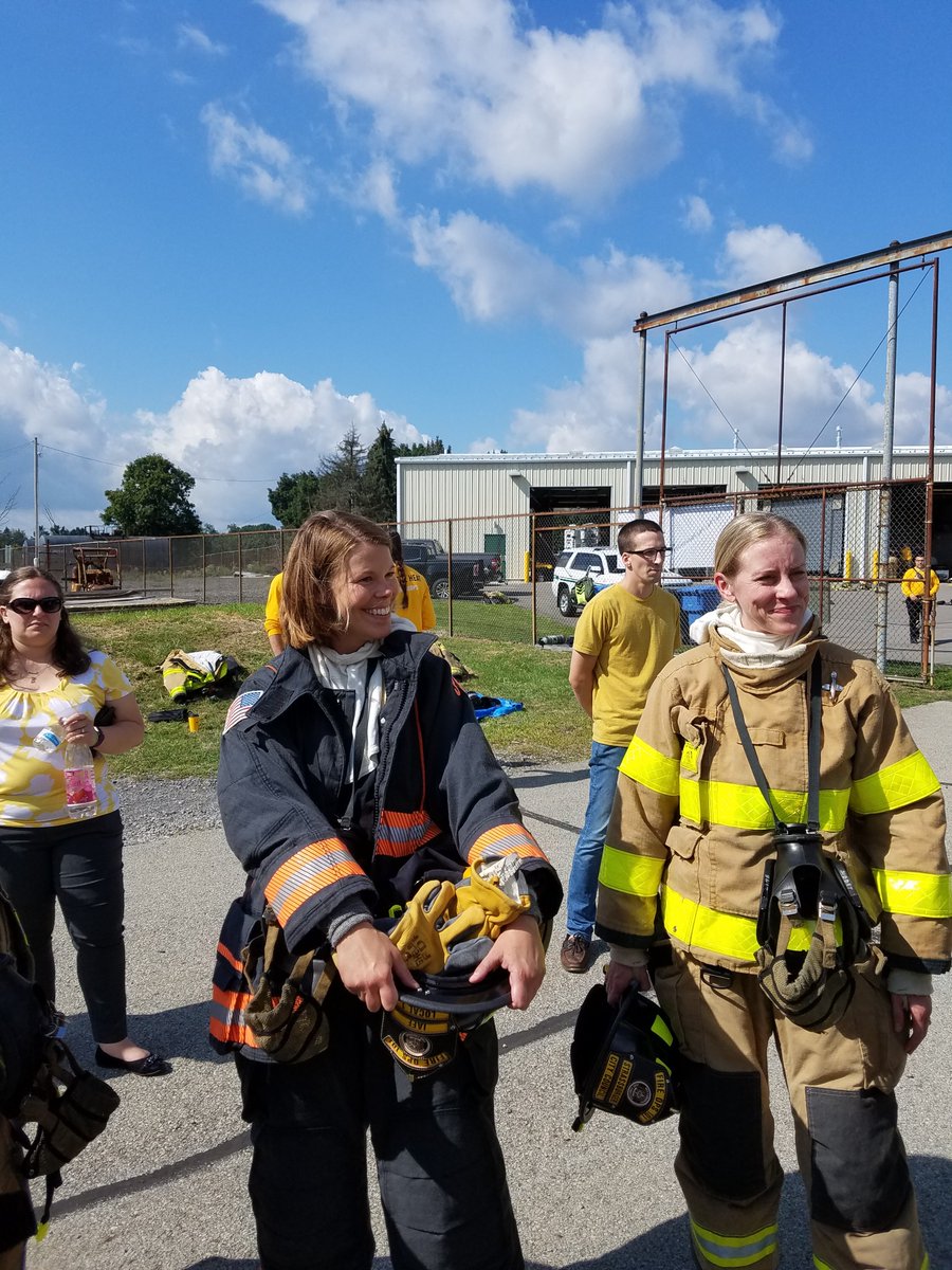 Darrinkellypgh's tweet image. More pictures from @PghFireFighters #Fireops
