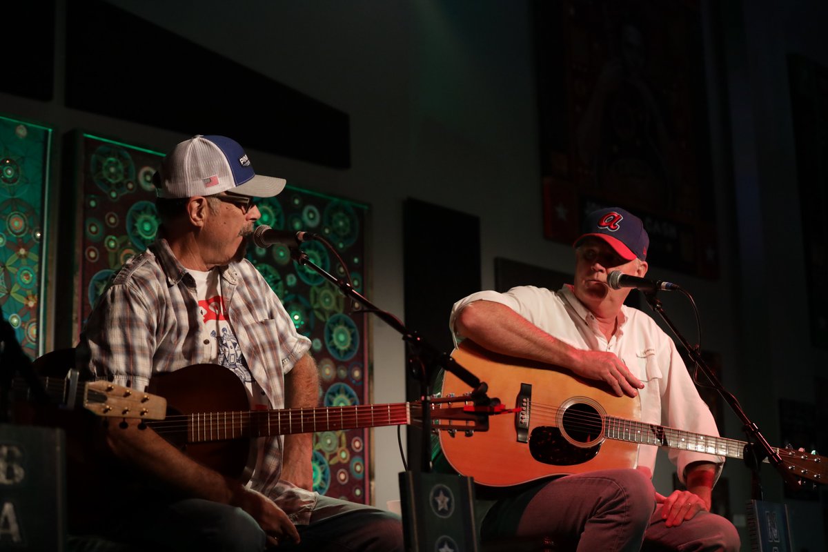 BackstageNash's tweet photo. Check out photos from #BackstageNashville with @olPal, #DonSampson, @RayStephenson and @123tdbaker at https://t.co/yQ6Ur35GMZ!

#AndrewOrthPhotos #Nashville #CountryMusic #WhatAGreatDayForCountryMusic @3rdandLindsley https://t.co/SdgfO97NDq