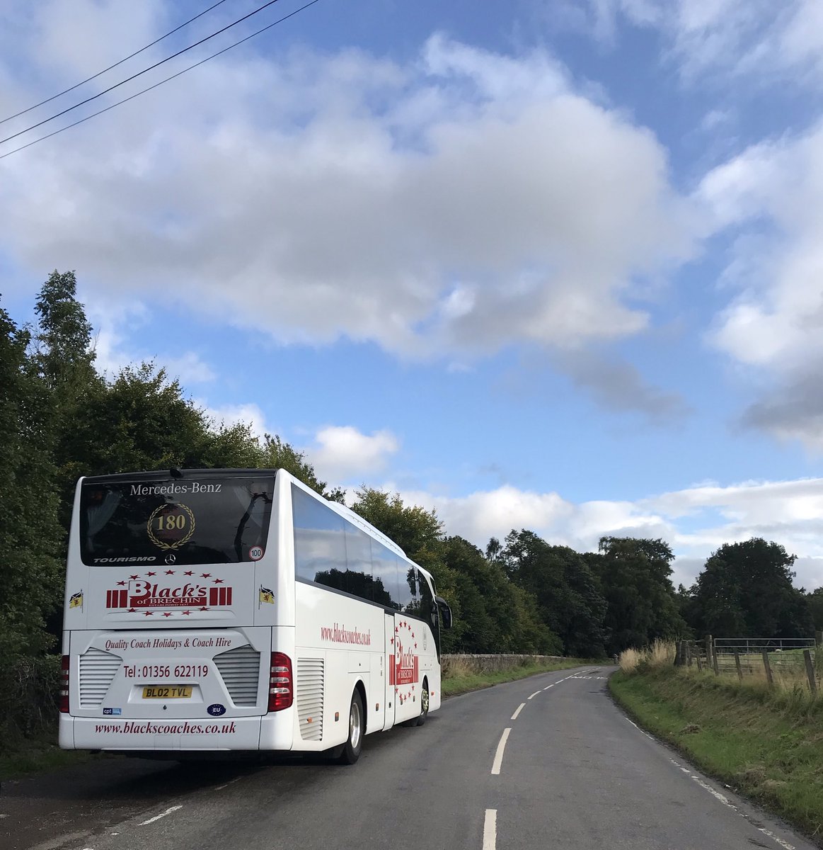 blackscoachhire's tweet photo. Day 1 of the Flourishing Destinations projects! Passengers were a mixture of Scottish, Romanian and Belgian nationals and we enjoyed Kirriemuir town centre, Camera Obscura, Peel Farm, Glen Isla and the Cateran Eco Museum. #AngusLeader #FD2020 #VisitAngus https://t.co/CbLW8eIOqz