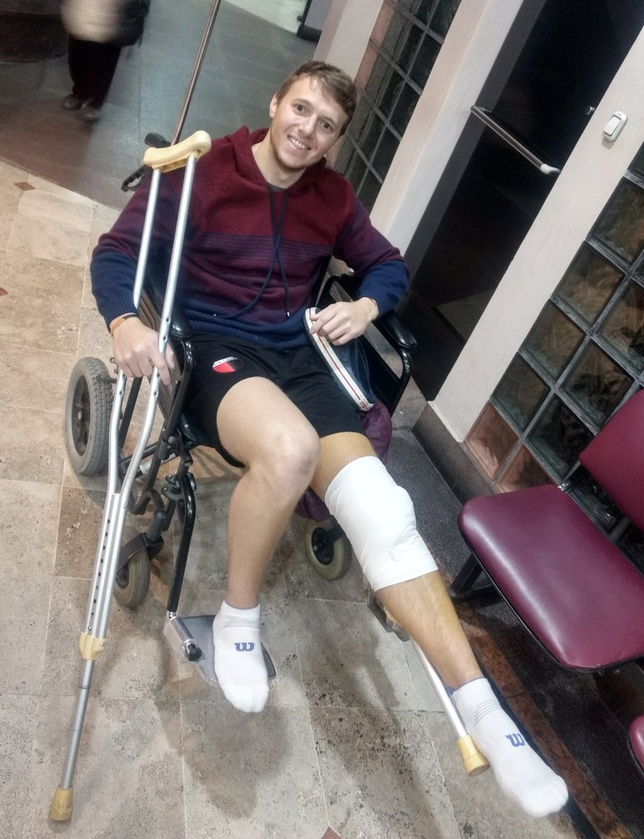 GuilleeWalker's tweet image. A casa... que comience el #PostOperatorio 
Se busca películas, series, y demás ideas para pasar el tiempo.