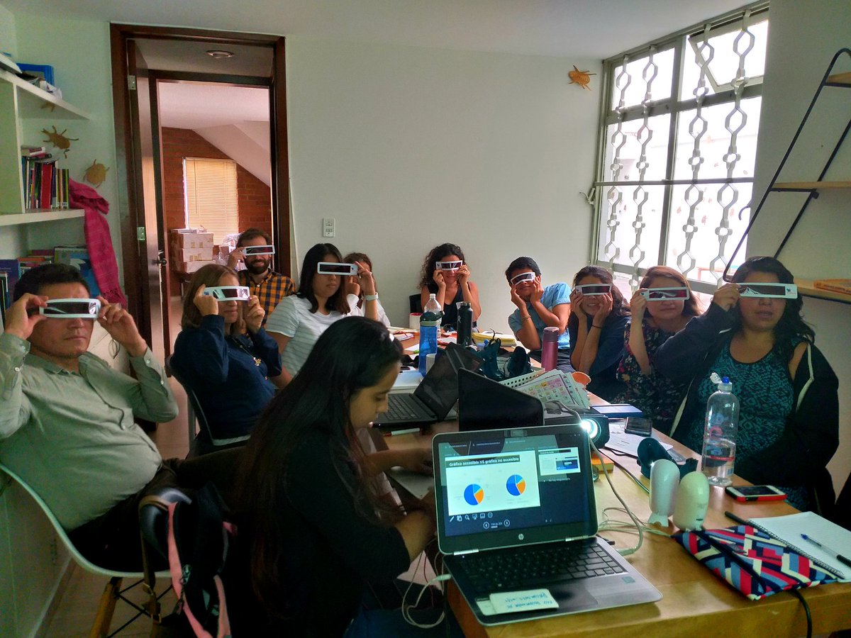 A11yLab's tweet photo. Curso de "#AccesibilidadWeb y Documentos Digitales Accesibles".
Muchas gracias al equipo de @Documenta_AC por su participación y compromiso con la #Accesibilidad y los #DerechosDigitales de las personas con disCapacidad. #pcd #A11yLab #AccessibilityLab https://t.co/CWdRln7cz5