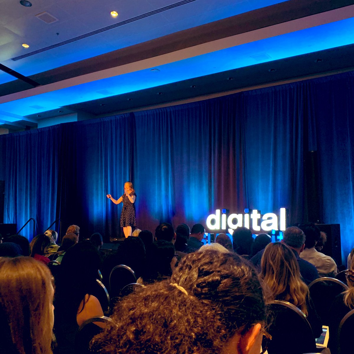 danielgbuxton's tweet image. .@randizuckerberg shared her perspective of the media landscape as a #womenintech, a mother &amp;amp; entrepreneur during the #DSDC keynote. Randi reminded the room of over 1,500 digital marketers the importance of unplugging. @DigitalSummits