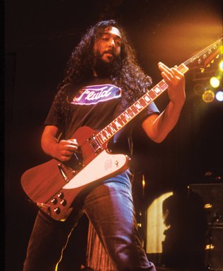 Happy Birthday Kim Thayil!! 