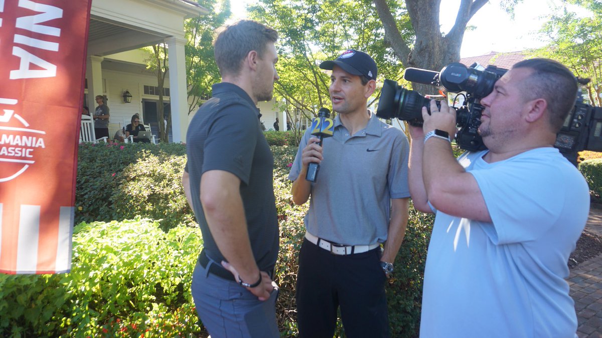 TGrunduski's tweet photo. Two of the hardest working men in show business...literally! @ZachKleinWSB and David @WSBTVsports -thanks for covering the @Gresselmania Golf Classic (&amp; congrats to your team taking 2nd, Zach) @tpcsugarloaf to benefit @soccerstreets @JulianGressel   #Gresselmania https://t.co/bXUm84GjtC