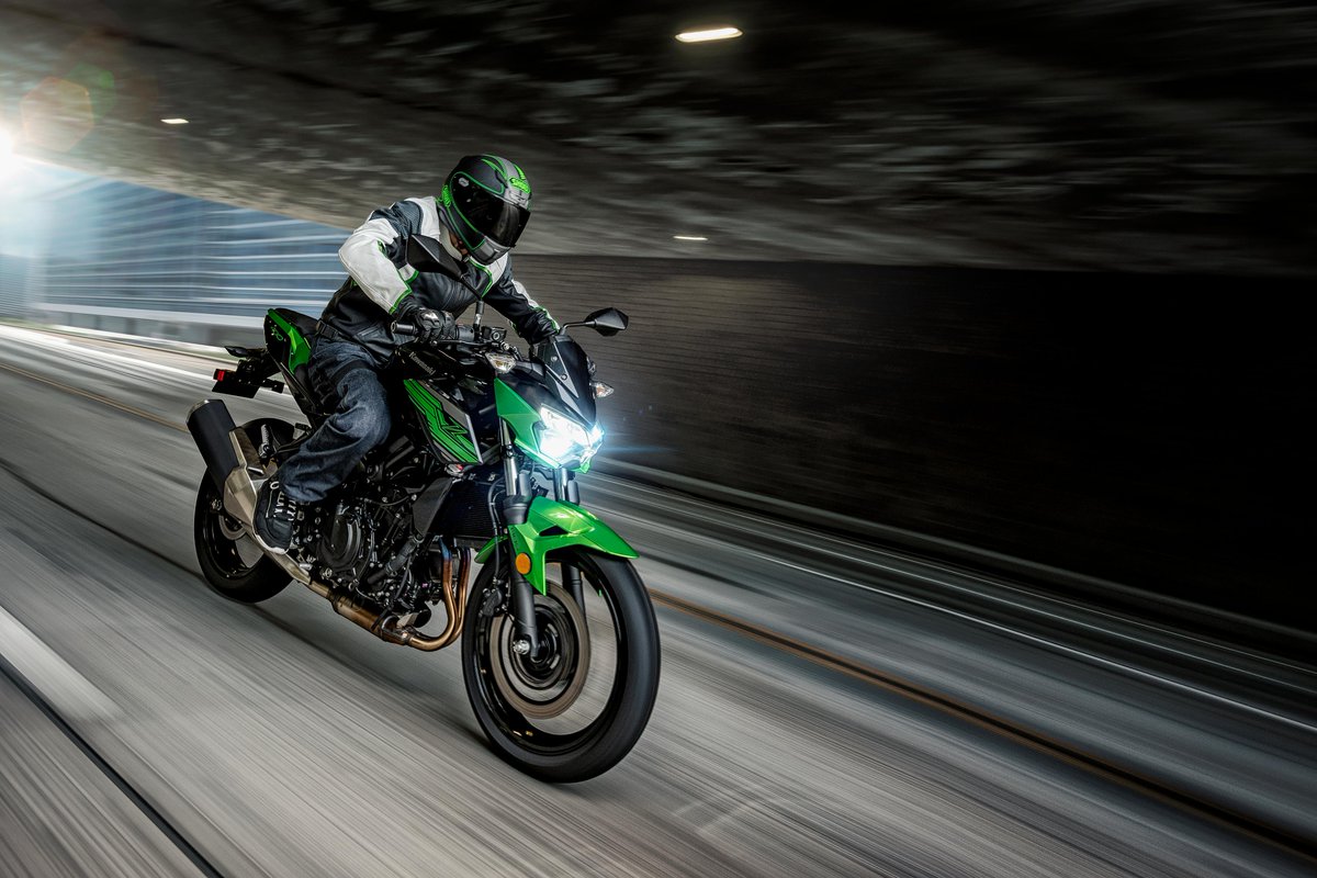 No doubt, all eyes are on you when you ride the #Z400. #GoodTimes