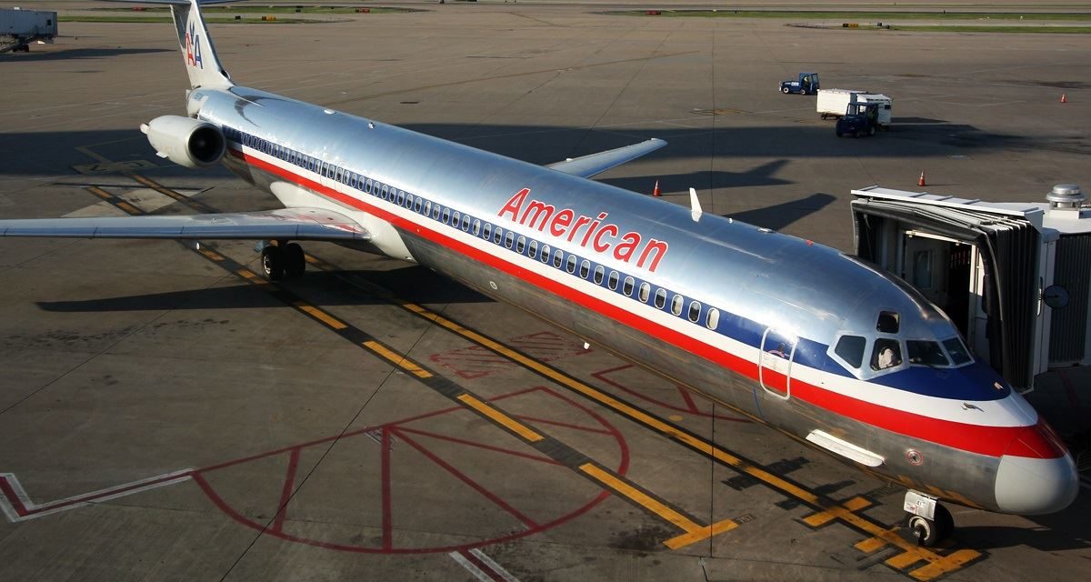 Today marks the end of <a href="/AmericanAir/">americanair</a>'s #MD80. Make sure you check out our farewell article to this piece of aviation history.

bit.ly/2lCHGBo 

And while you are at it, make sure you check out our seat map before it comes down:

bit.ly/2jYTFc7